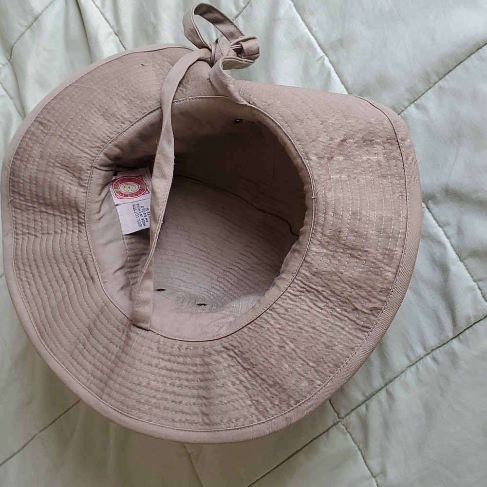 Vintage Banana Republic hat - Picture 4 of 9